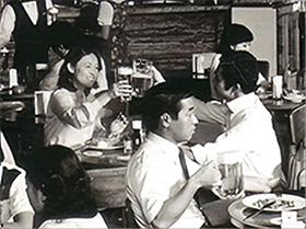 Beer Hall Lion Ginza 7-Chome in 1980