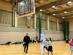 Holding sports promotion events for children