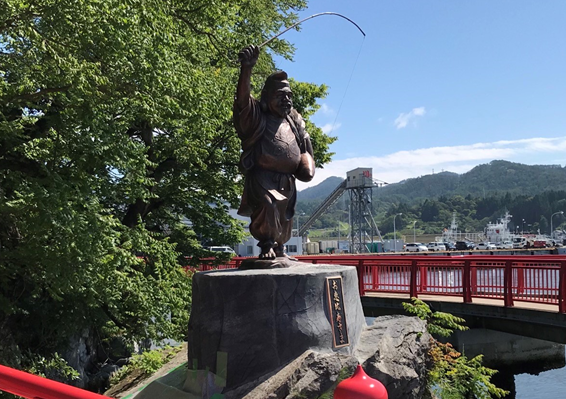 Revival of the Standing Ebisu Statue, a symbol of Kesennuma citizens