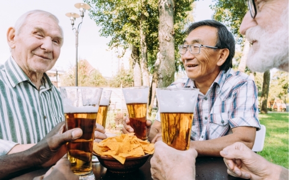 適量飲酒は長生きの秘訣！