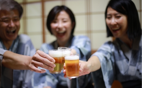 親の「お前も一杯飲んでみるか？」